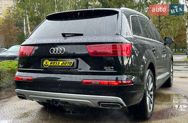 Позашляховик / Кросовер Audi Q7 2017 в 