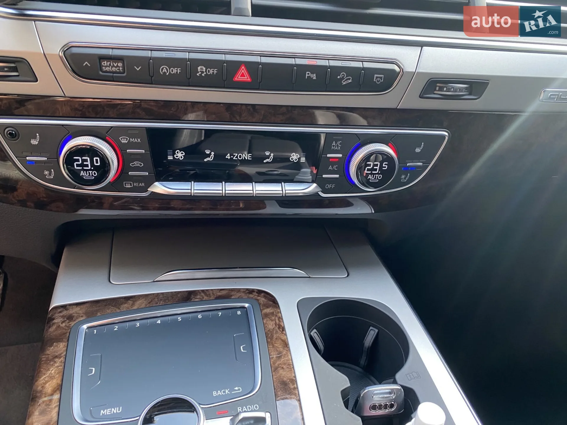 2017 Audi Q7 - мініатюра 12