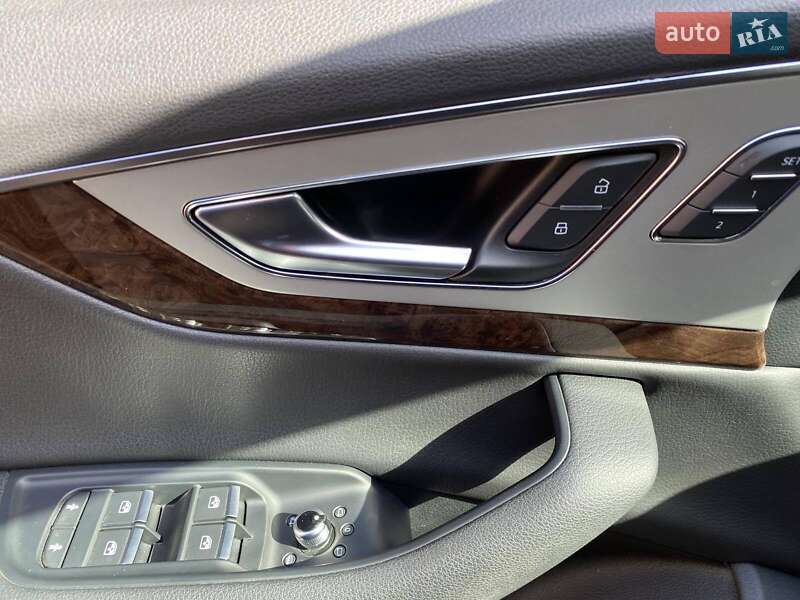 Внедорожник / Кроссовер Audi Q7 2017 в Южноукраинске фото 13 Внедорожник / Кроссовер Audi Q7 2017 в Южноукраинске