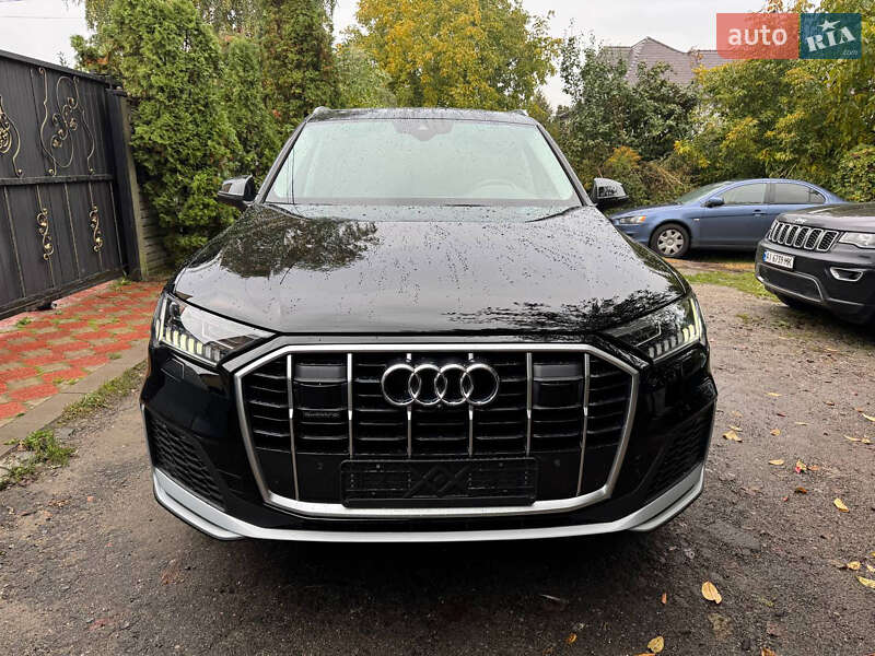 Внедорожник / Кроссовер Audi Q7 2020 в Киеве