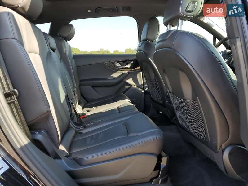 Внедорожник / Кроссовер Audi Q7 2017 в Киеве