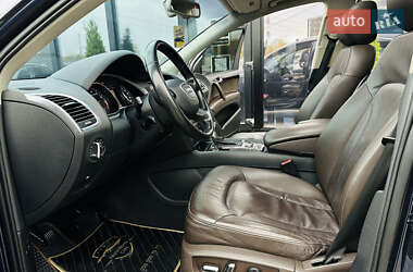 Внедорожник / Кроссовер Audi Q7 2012 в 