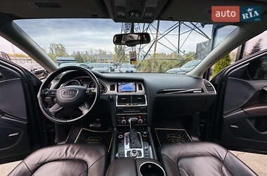 Внедорожник / Кроссовер Audi Q7 2012 в 