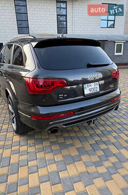 Внедорожник / Кроссовер Audi Q7 2013 в 