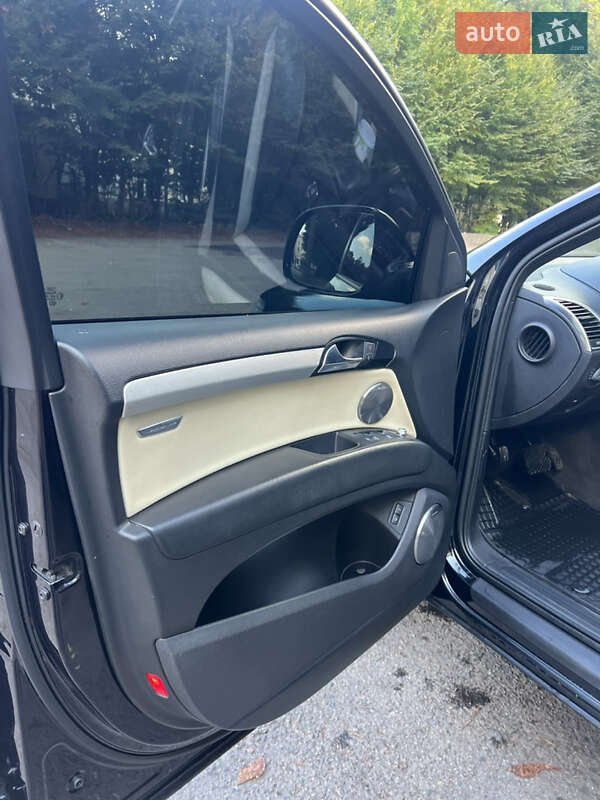 Позашляховик / Кросовер Audi Q7 2007 в Львові