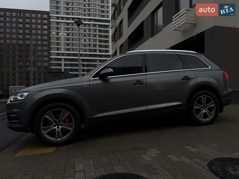 Внедорожник / Кроссовер Audi Q7 2016 в Киеве фото 22 Внедорожник / Кроссовер Audi Q7 2016 в Киеве