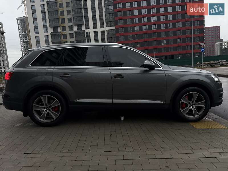 Внедорожник / Кроссовер Audi Q7 2016 в Киеве фото 25 Внедорожник / Кроссовер Audi Q7 2016 в Киеве