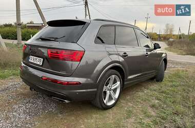 Внедорожник / Кроссовер Audi Q7 2019 в 