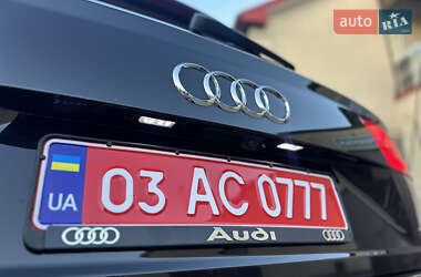 Позашляховик / Кросовер Audi Q7 2017 в 