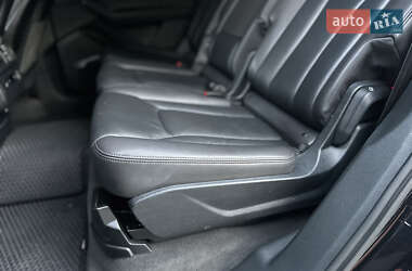 Позашляховик / Кросовер Audi Q7 2017 в 