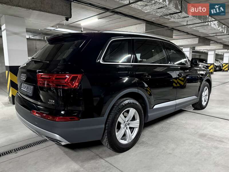 Внедорожник / Кроссовер Audi Q7 2016 в Днепре