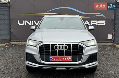 Внедорожник / Кроссовер Audi Q7 2017 в Киеве