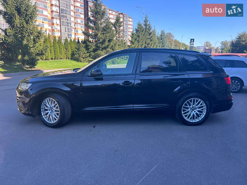 Внедорожник / Кроссовер Audi Q7 2017 в Тернополе