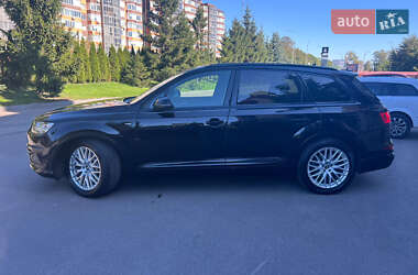 Позашляховик / Кросовер Audi Q7 2017 в 