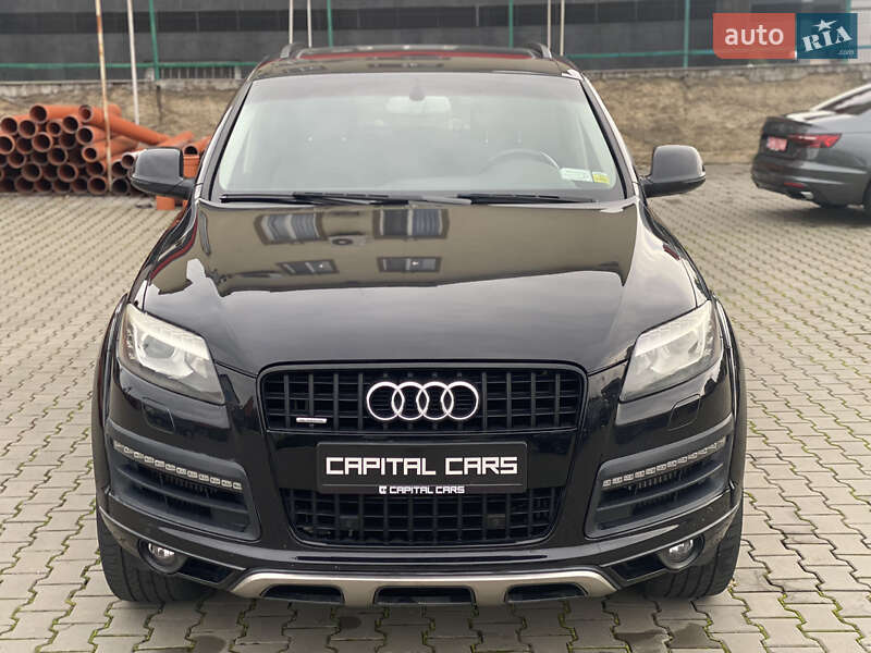 Позашляховик / Кросовер Audi Q7 2015 в Луцьку