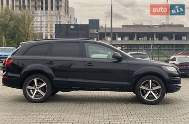 Позашляховик / Кросовер Audi Q7 2015 в 