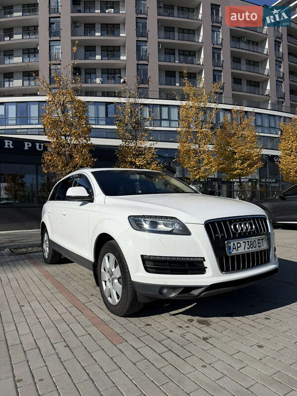 Audi Q7 2011