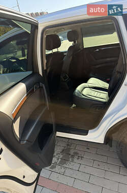 Позашляховик / Кросовер Audi Q7 2011 в 