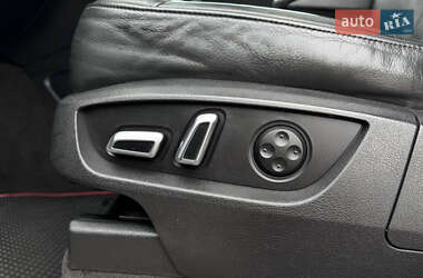 Позашляховик / Кросовер Audi Q7 2011 в 