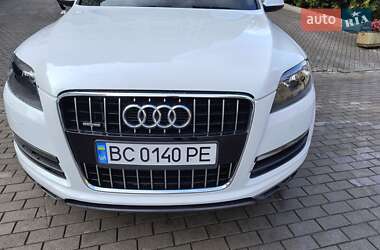 Позашляховик / Кросовер Audi Q7 2012 в 