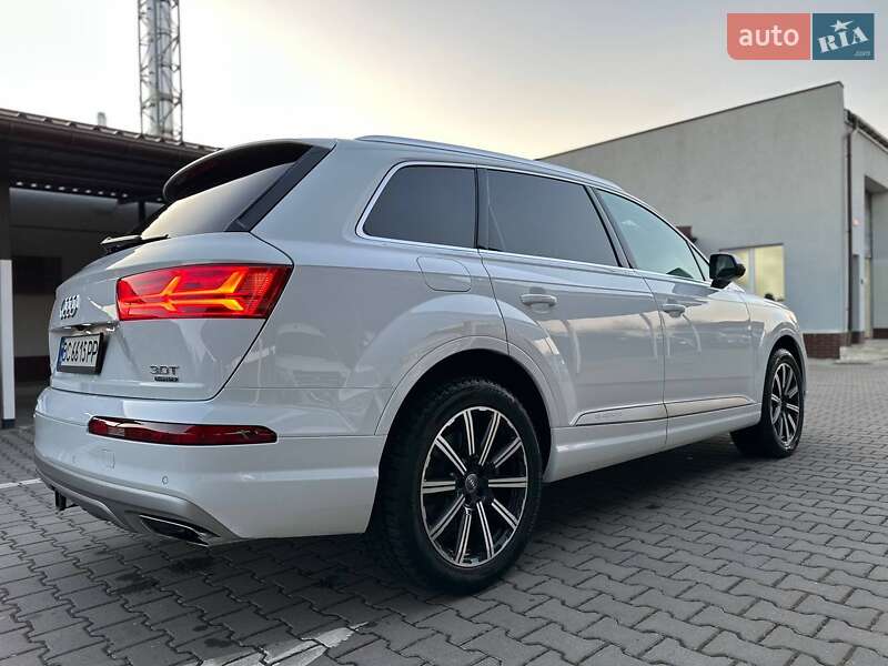 Внедорожник / Кроссовер Audi Q7 2016 в Львове