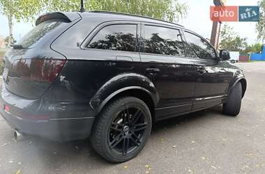 Позашляховик / Кросовер Audi Q7 2008 в 