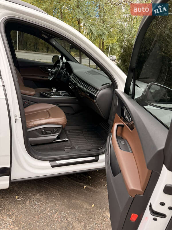 Внедорожник / Кроссовер Audi Q7 2016 в Одессе фото 13 Внедорожник / Кроссовер Audi Q7 2016 в Одессе