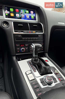 Позашляховик / Кросовер Audi Q7 2008 в 