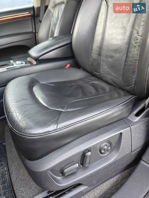 Позашляховик / Кросовер Audi Q7 2007 в Дніпрі