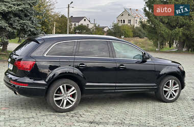 Позашляховик / Кросовер Audi Q7 2012 в 