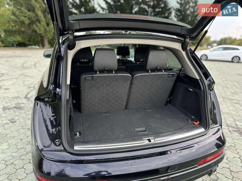 Внедорожник / Кроссовер Audi Q7 2012 в Львове