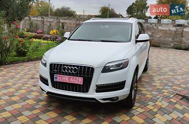 Позашляховик / Кросовер Audi Q7 2015 в 