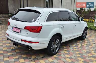 Позашляховик / Кросовер Audi Q7 2015 в 