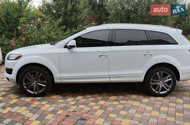 Позашляховик / Кросовер Audi Q7 2015 в 