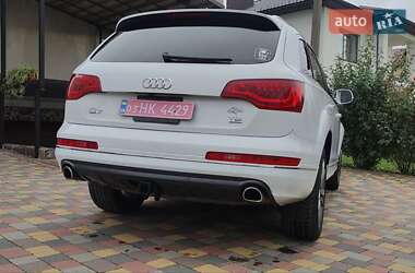 Позашляховик / Кросовер Audi Q7 2015 в 