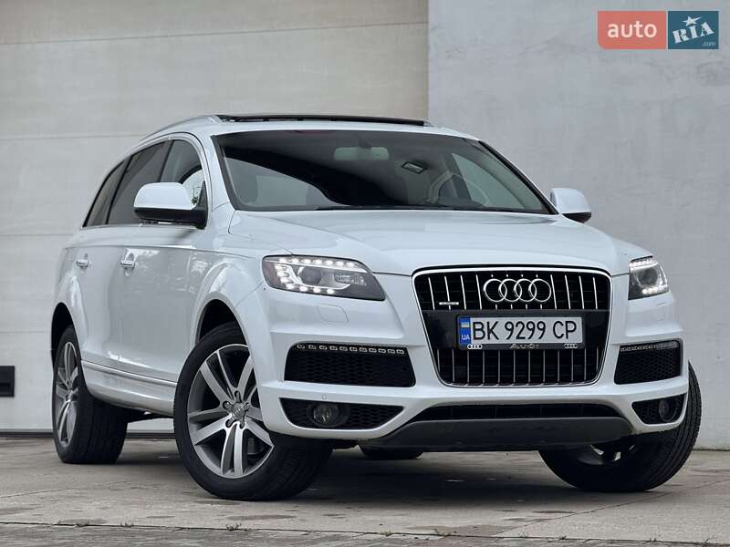 Внедорожник / Кроссовер Audi Q7 2015 в Сарнах