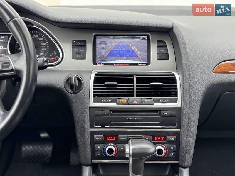 Внедорожник / Кроссовер Audi Q7 2015 в Сарнах