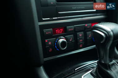 Внедорожник / Кроссовер Audi Q7 2013 в 