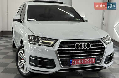 Внедорожник / Кроссовер Audi Q7 2018 в 