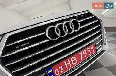 Внедорожник / Кроссовер Audi Q7 2018 в 