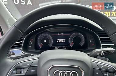 Позашляховик / Кросовер Audi Q7 2020 в 