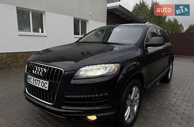 Позашляховик / Кросовер Audi Q7 2010 в 