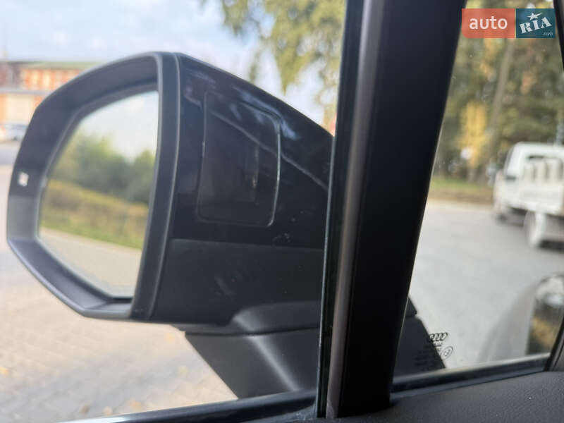 Позашляховик / Кросовер Audi Q7 2017 в Львові фото 18 Позашляховик / Кросовер Audi Q7 2017 в Львові
