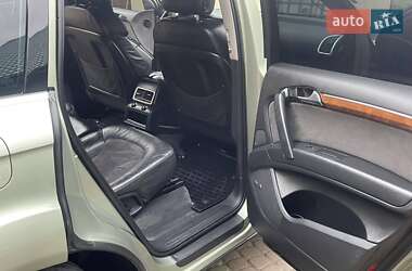 Позашляховик / Кросовер Audi Q7 2007 в 