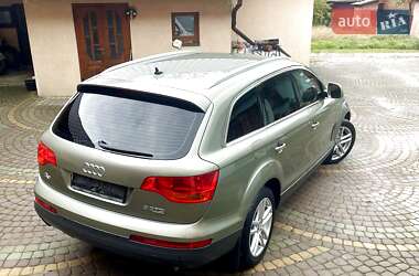 Позашляховик / Кросовер Audi Q7 2007 в 