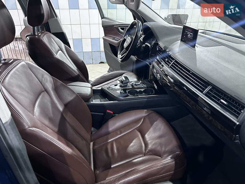 Позашляховик / Кросовер Audi Q7 2018 в Ірпені