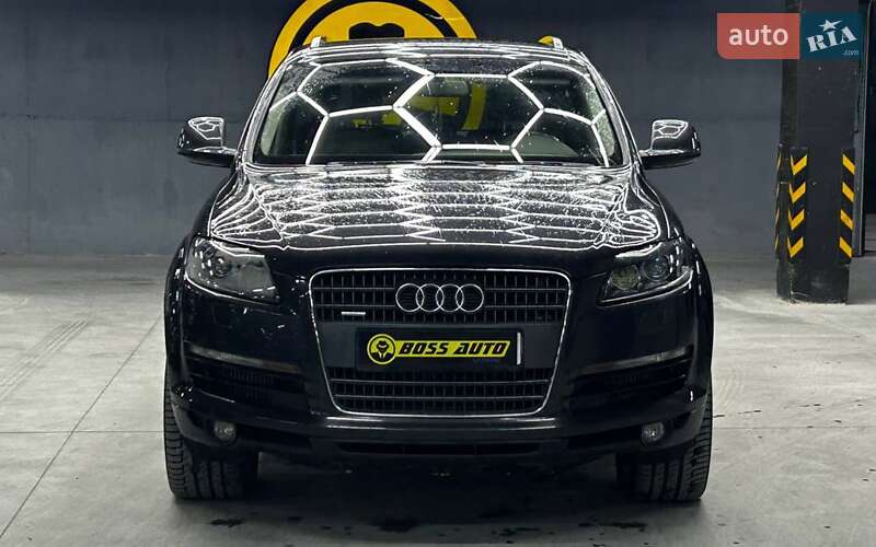 Позашляховик / Кросовер Audi Q7 2007 в Чернівцях