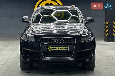 Позашляховик / Кросовер Audi Q7 2007 в 