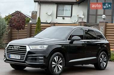 Позашляховик / Кросовер Audi Q7 2016 в 
