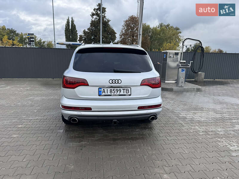 Позашляховик / Кросовер Audi Q7 2013 в Кагарлику